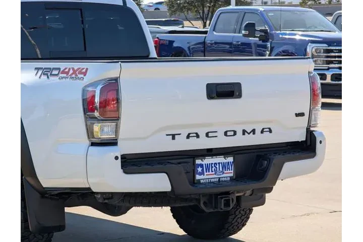 $35987 : Toyota Tacoma 2023 4x4 SR V6 image 6