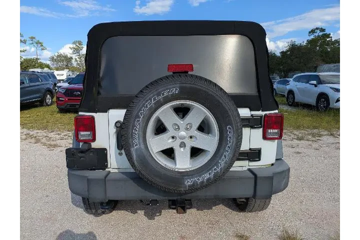 $21884 : Jeep Wrangler JK Unlimited 2 image 5