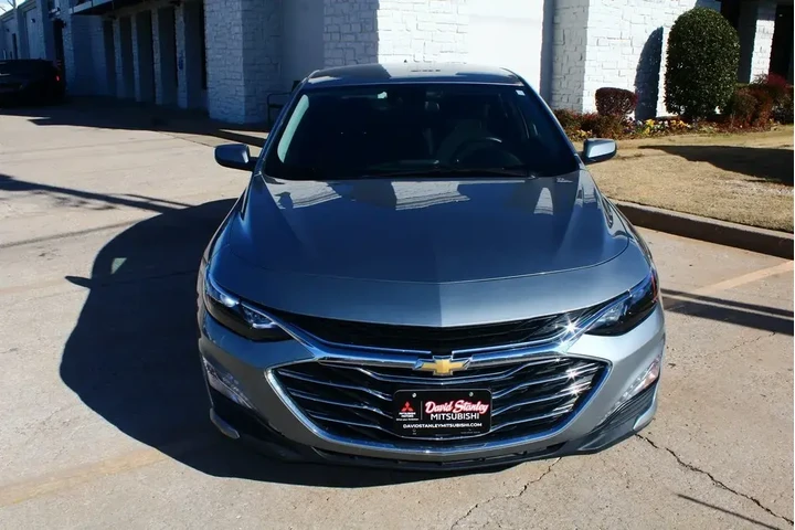 $19075 : Chevrolet Malibu 2024 LT 4dr image 4