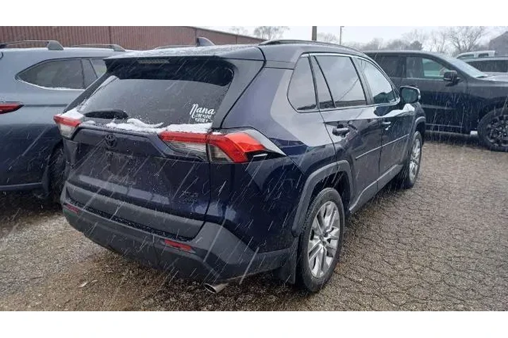 $34424 : Toyota RAV4 2024 AWD XLE Pre image 2