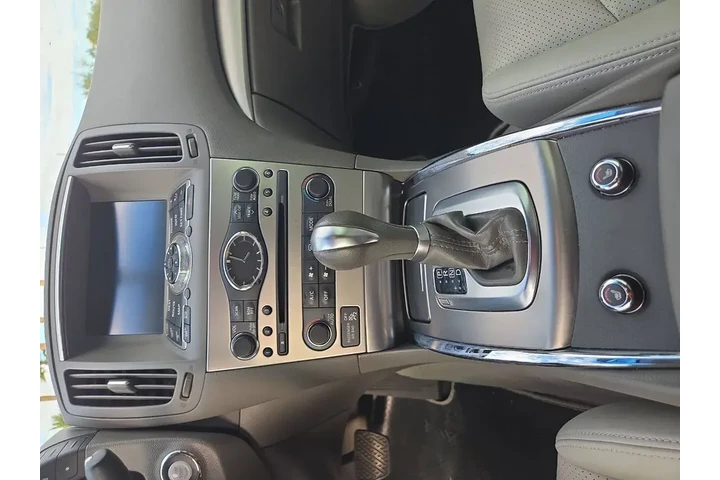 $12995 : 2013 G37 Sedan Journey image 7