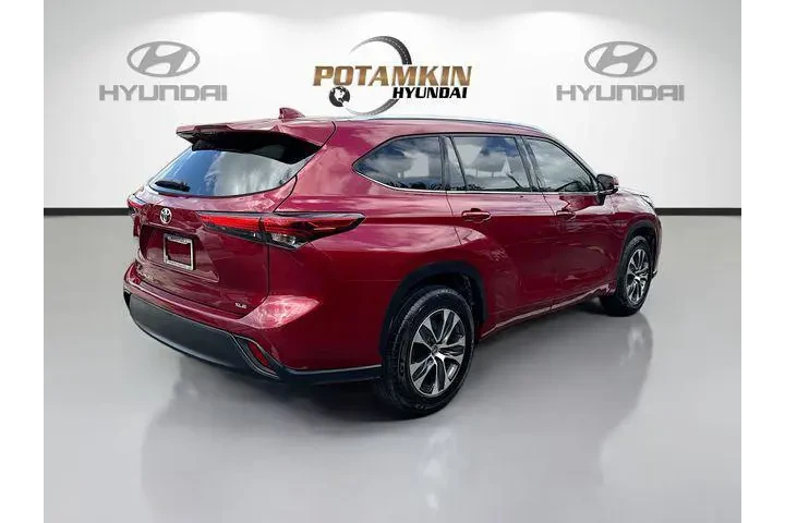 $28158 : Toyota Highlander 2020 XLE 4 image 5