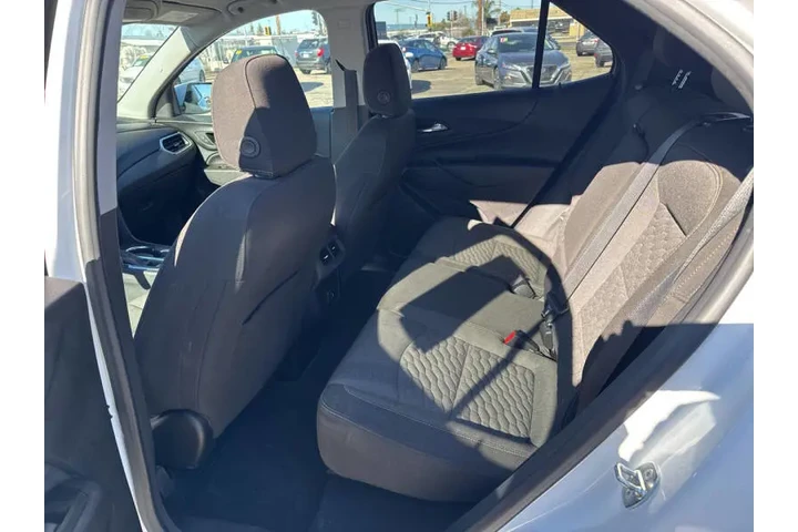 $15999 : 2021 Equinox LT image 10