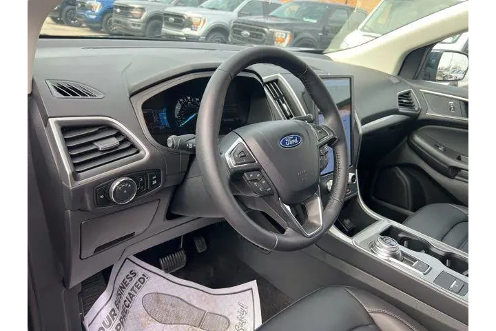 $28275 : Ford Edge 2024 AWD ST-Line 4 image 7