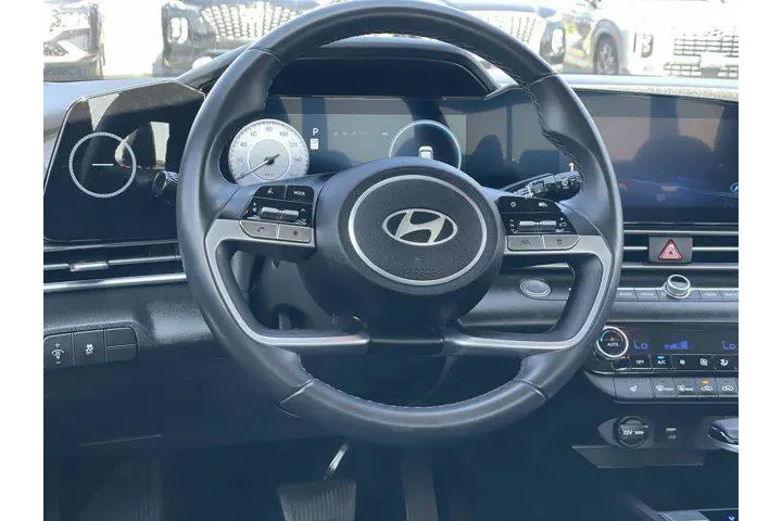 $18995 : Hyundai ELANTRA 2024 SEL 4dr image 7