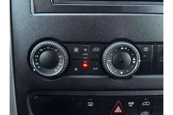 $29495 : Mercedes-Benz Sprinter 2013 image 6