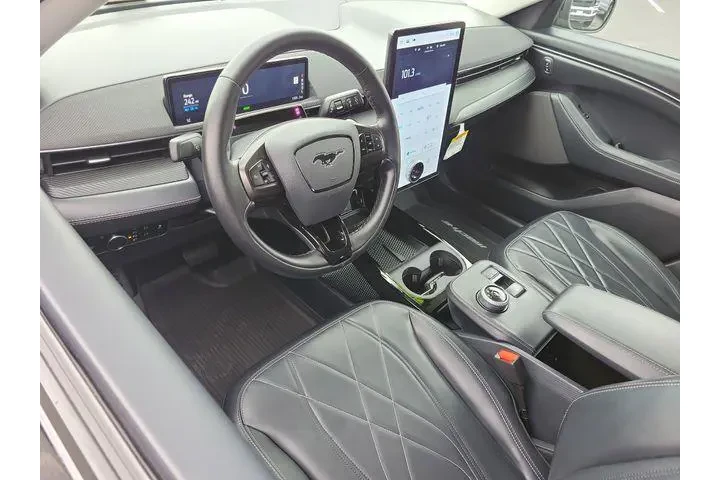 $37984 : Ford Mustang Mach-E 2024 AWD image 6