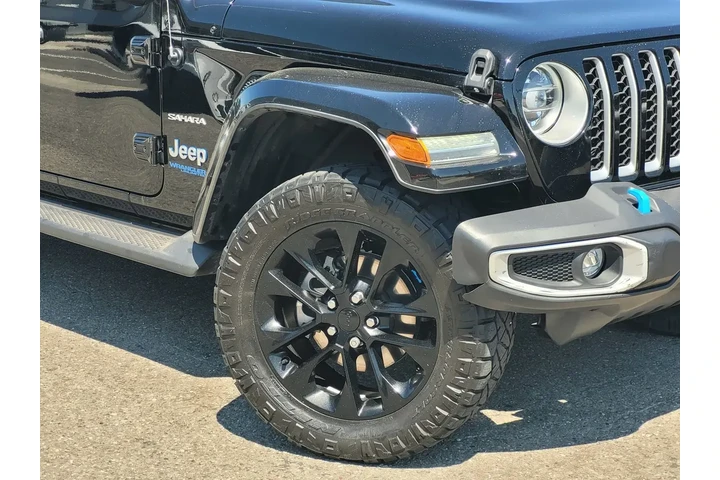 $26777 : Jeep Wrangler Unlimited 2022 image 9