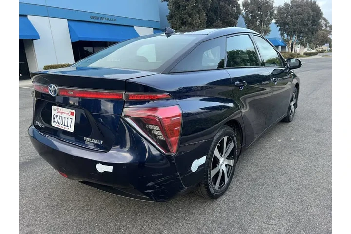 $10400 : 2017 Mirai image 10