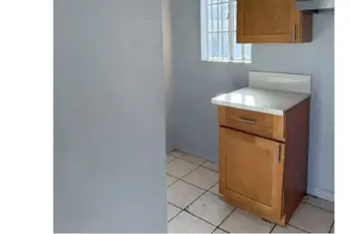 $1750 : Departamento de Renta image 1