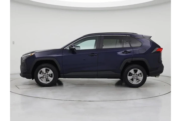 $29998 : Toyota RAV4 2022 XLE 4dr SUV image 3