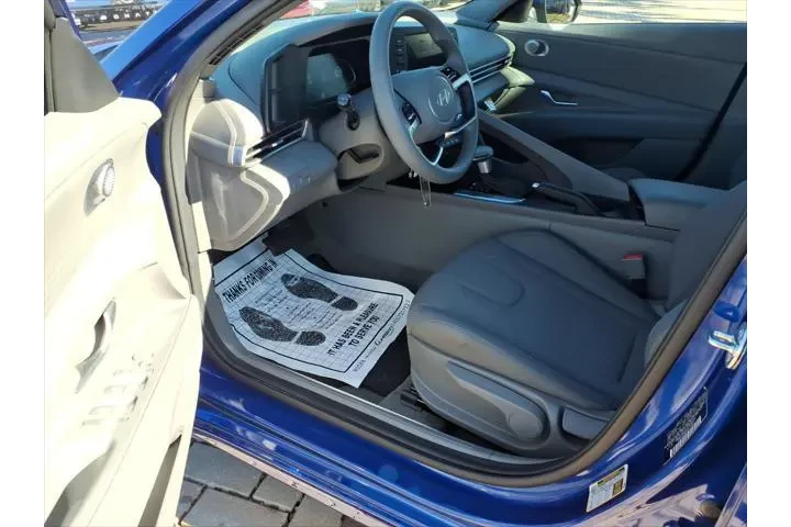 $23565 : Hyundai ELANTRA 2025 SE 4dr image 6