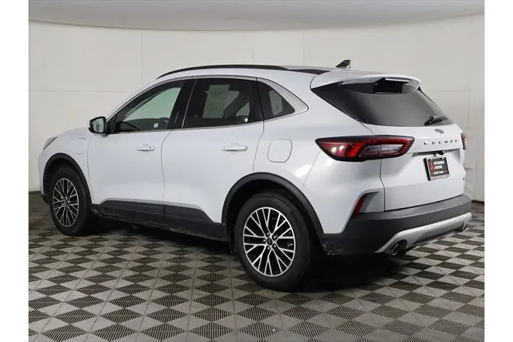 $27993 : Ford Escape Plug-In Hybrid 2 image 9