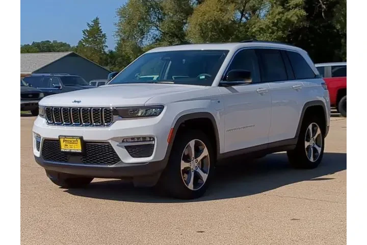 $28675 : Jeep Grand Cherokee 2022 4x4 image 4