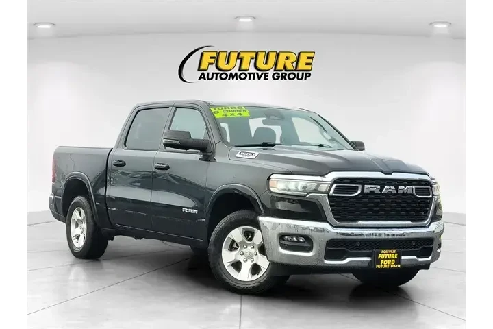 $34967 : Ram 1500 2025 4x4 Big Horn 4 image 1
