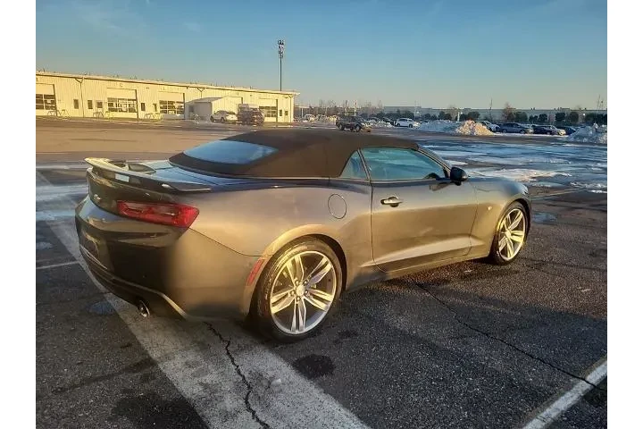 $17650 : Chevrolet Camaro 2017 LT 2dr image 2