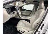 $26999 : Volvo XC60 2024 AWD B5 Plus thumbnail
