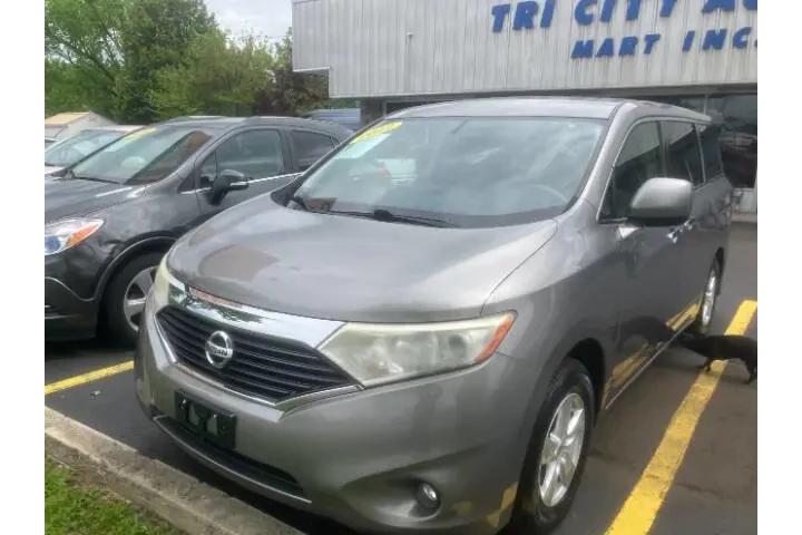 $8500 : 2012 Quest 3.5 SV image 9
