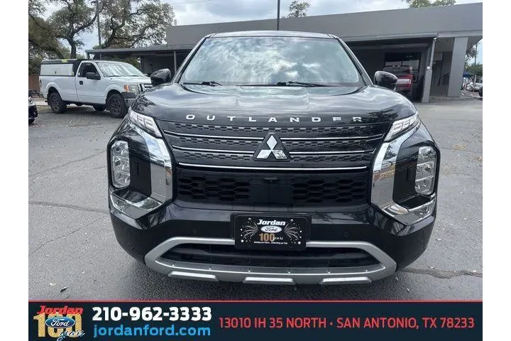 $22498 : Mitsubishi Outlander 2023 AW image 2