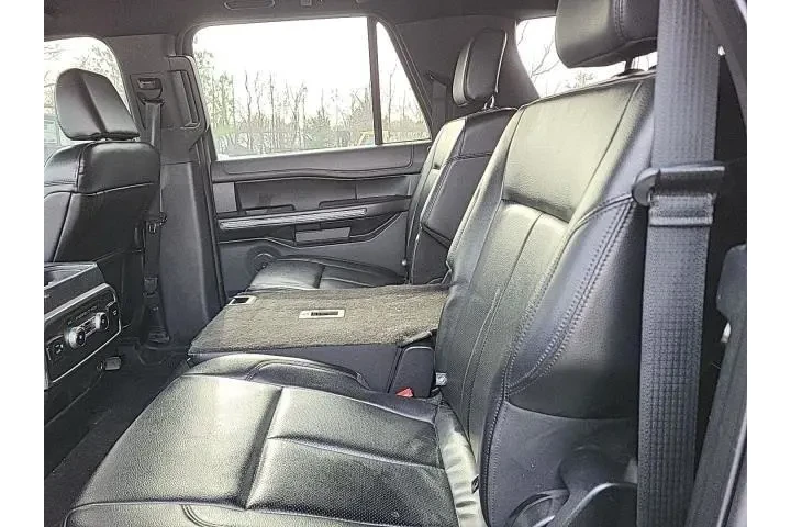 $25458 : Ford Expedition MAX 2021 4x2 image 4