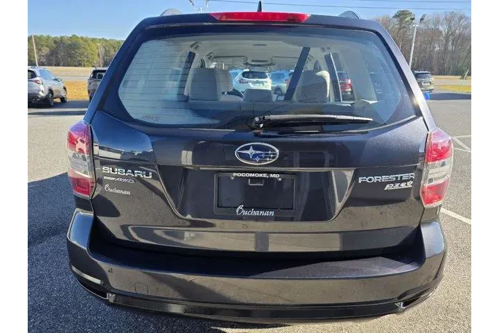 $14388 : Subaru Forester 2016 AWD 2.5 image 6