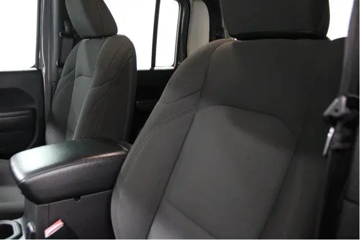 $33991 : Jeep Gladiator 2023 4x4 Spor image 5