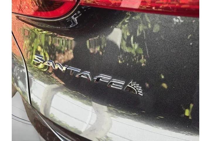 $17972 : Hyundai SANTA FE 2021 SEL 4d image 5