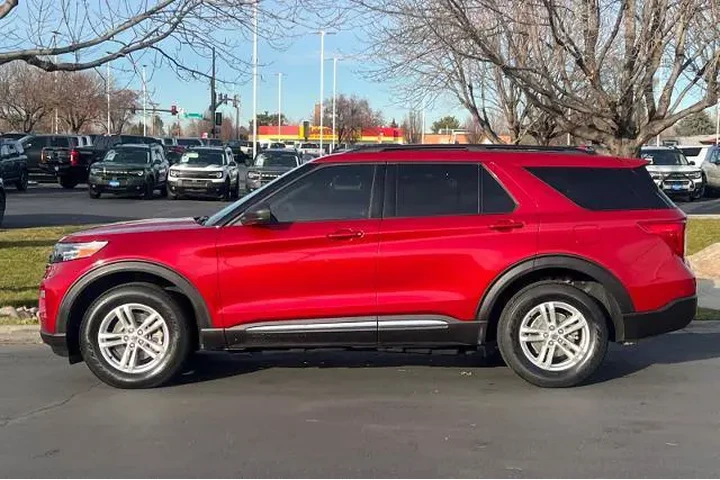 $22995 : Ford Explorer 2020 AWD XLT 4 image 5