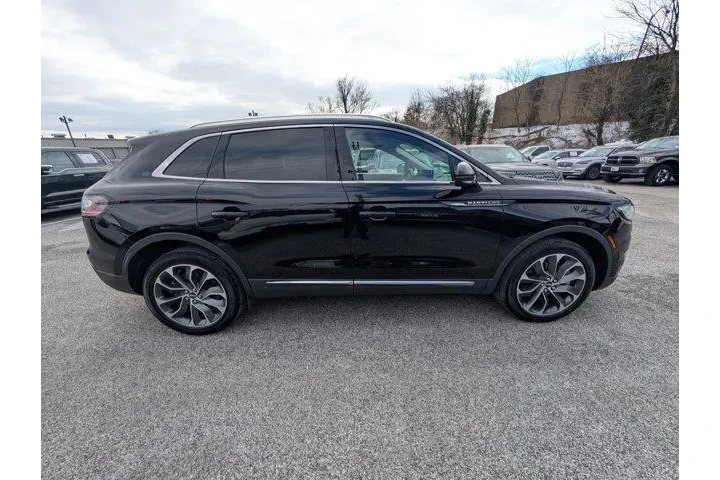 $38000 : Lincoln Nautilus 2023 AWD Re image 7