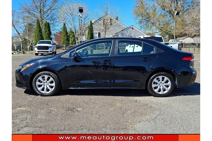 $20634 : Toyota Corolla 2024 LE 4dr S image 2