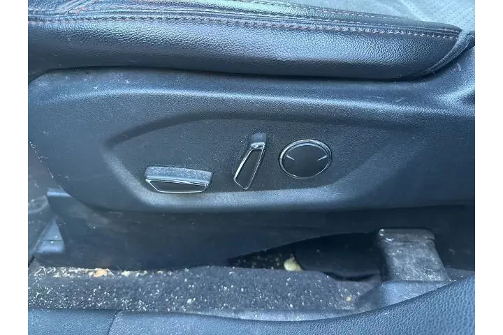 $13301 : Ford Explorer 2017 XLT 4dr S image 9