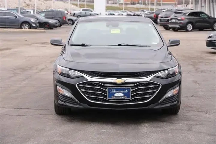$20950 : Chevrolet Malibu 2024 LT 4dr image 4