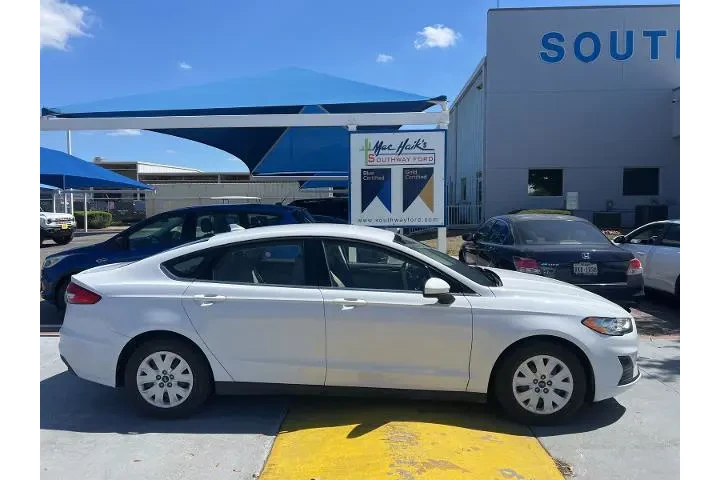 $15998 : Ford Fusion 2020 S 4dr Sedan image 1