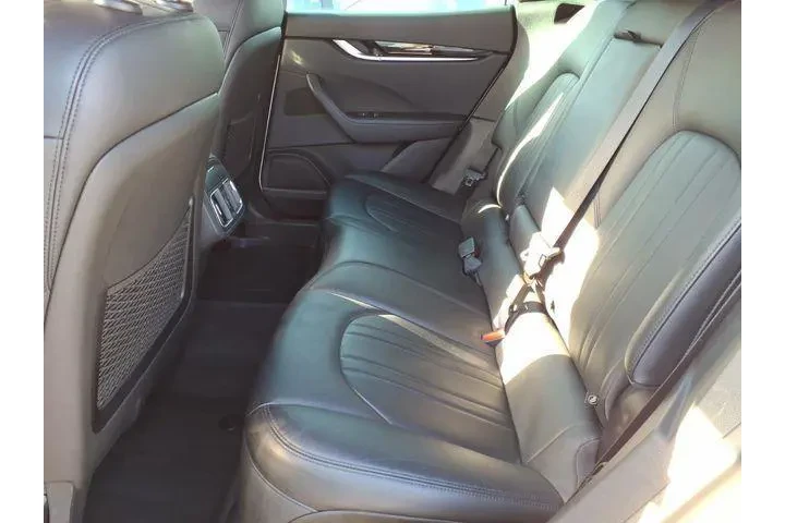 $33989 : Maserati Levante 2023 AWD Mo image 8