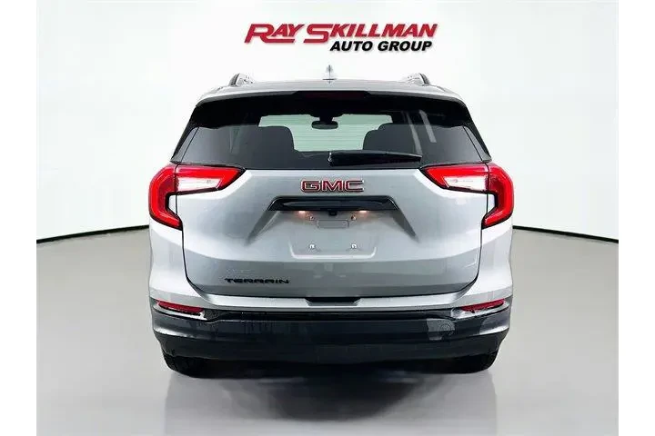 $23975 : GMC Terrain 2023 SLE 4dr SUV image 6