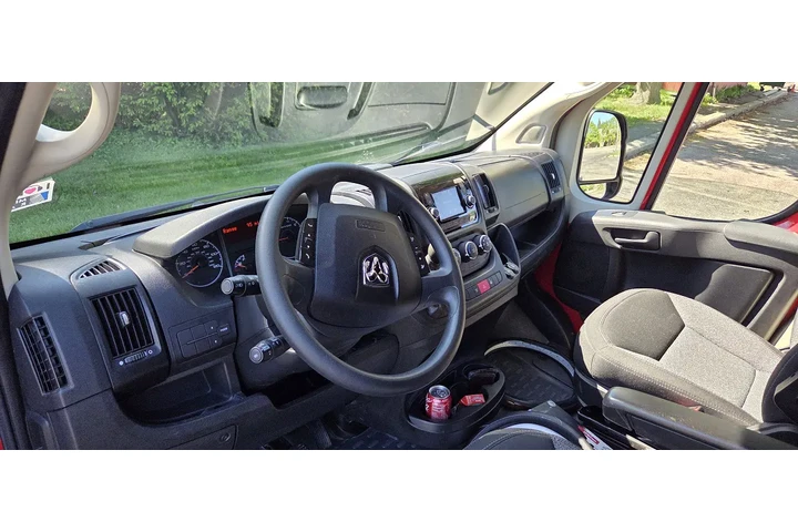 $7000 : 2018 Ram Promaster 1500 image 5
