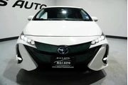 $18035 : 2017 Prius Prime thumbnail