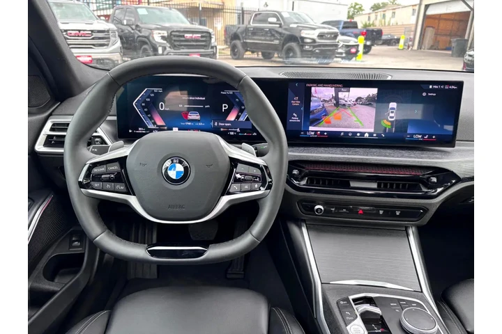 2025 BMW 3 Series 330i Sedan image 8