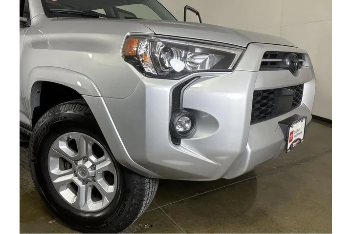 $42997 : Gold Certified2023 4 RUNNER S image 9