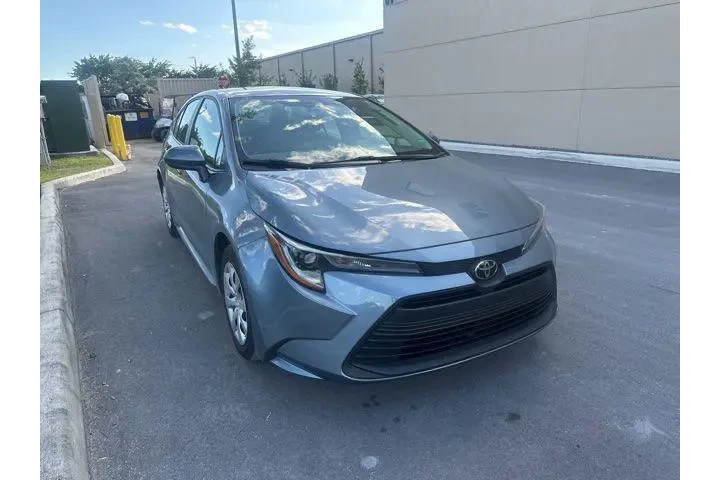 $18638 : Toyota Corolla 2024 LE 4dr S image 3