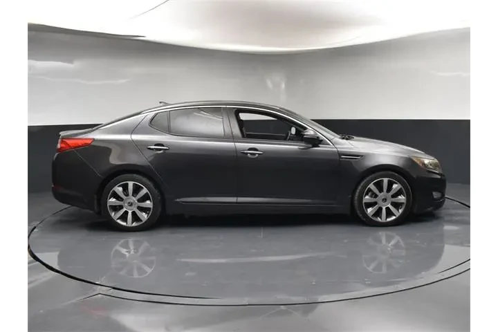 $7687 : Kia Optima 2011 SX Turbo 4dr image 8