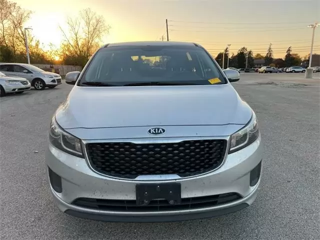 $9995 : Pre-Owned 2016 Sedona L image 8