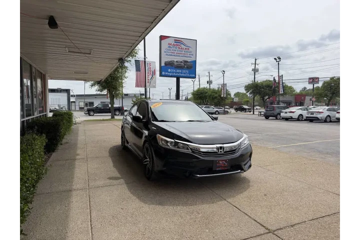 $1 : 2016 Accord Sport image 3