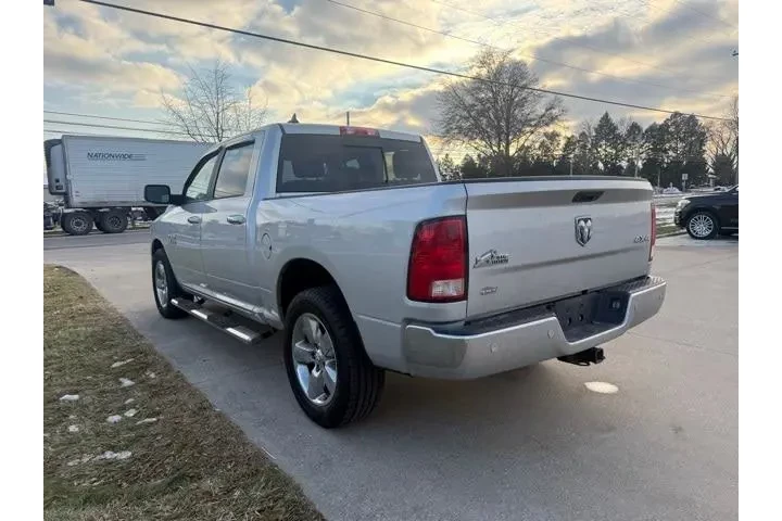 $14500 : Ram 1500 2018 4x4 SLT 4dr Cr image 7