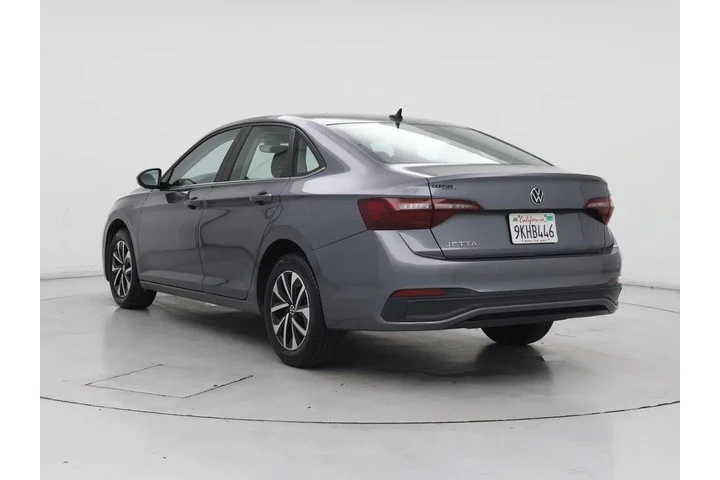 $17998 : Volkswagen Jetta 2024 S 4dr image 2