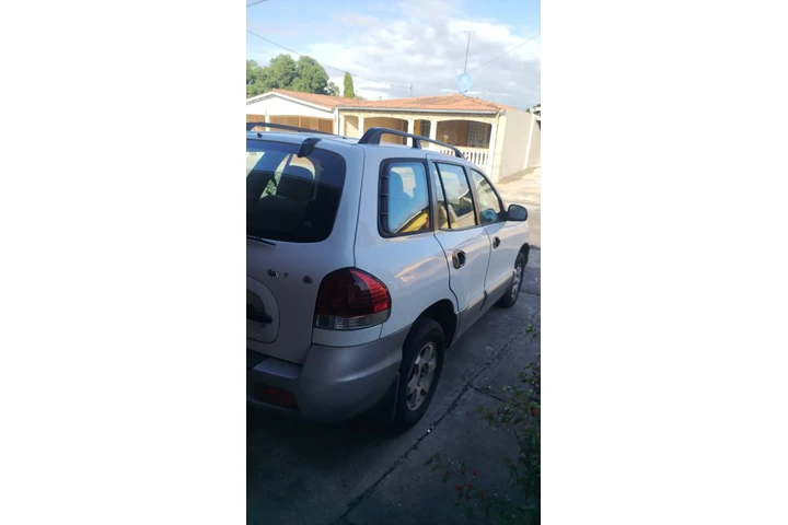$2600 : Hyundai Santa Fe image 7
