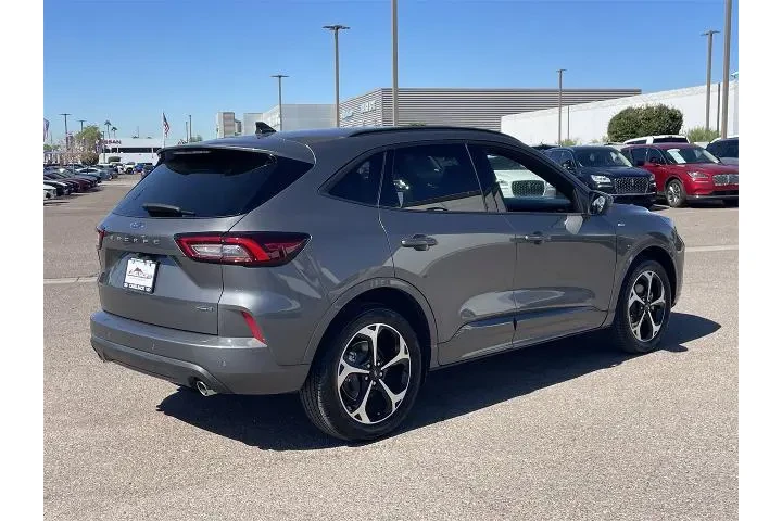 $30895 : Ford Escape Hybrid 2024 AWD image 5