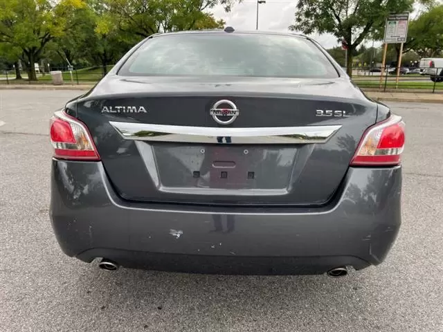 $8900 : 2013 Altima 3.5 SL image 6