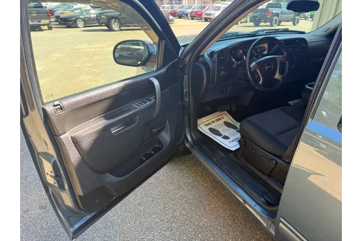 $13999 : 2011 GMC Sierra 1500 SLE image 10