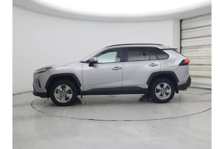 $29998 : Toyota RAV4 2023 XLE 4dr SUV image 3